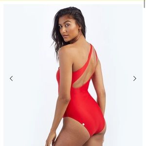 Brand NWT Summersalt one piece swimsuit in Lava!! HOT HOT HOT!